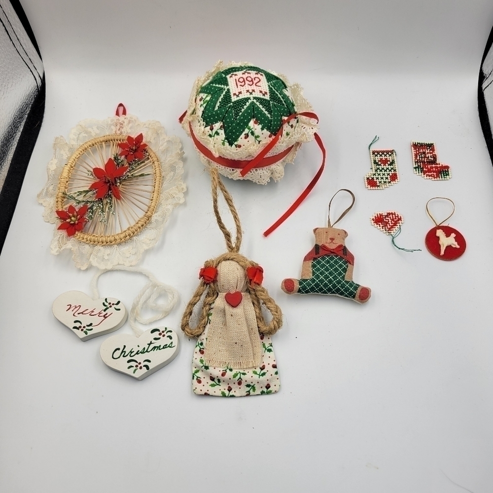 Vintage Christmas Ephemera & Ornaments - lot 4